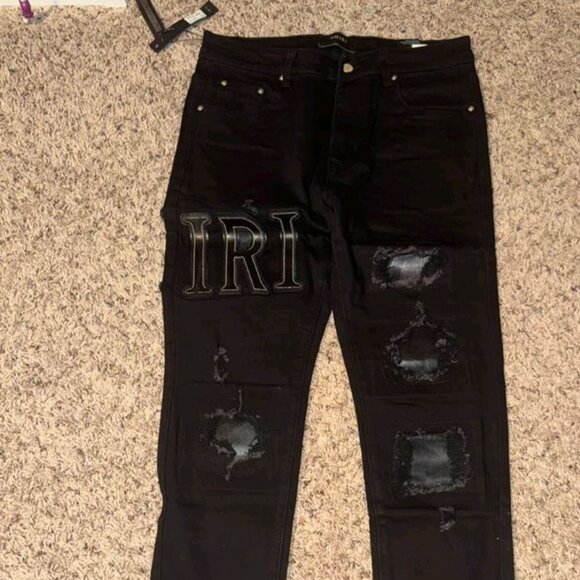 All Black Amiri - Picture 1 of 3